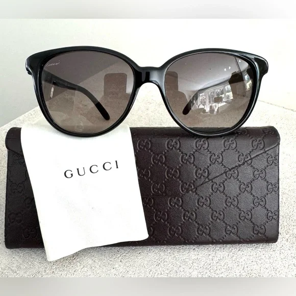 GUCCI GG 3633/S Black Oversized Silver Shimmer Cat Eye Sunglasses + Case & Cloth - Picture 1 of 8